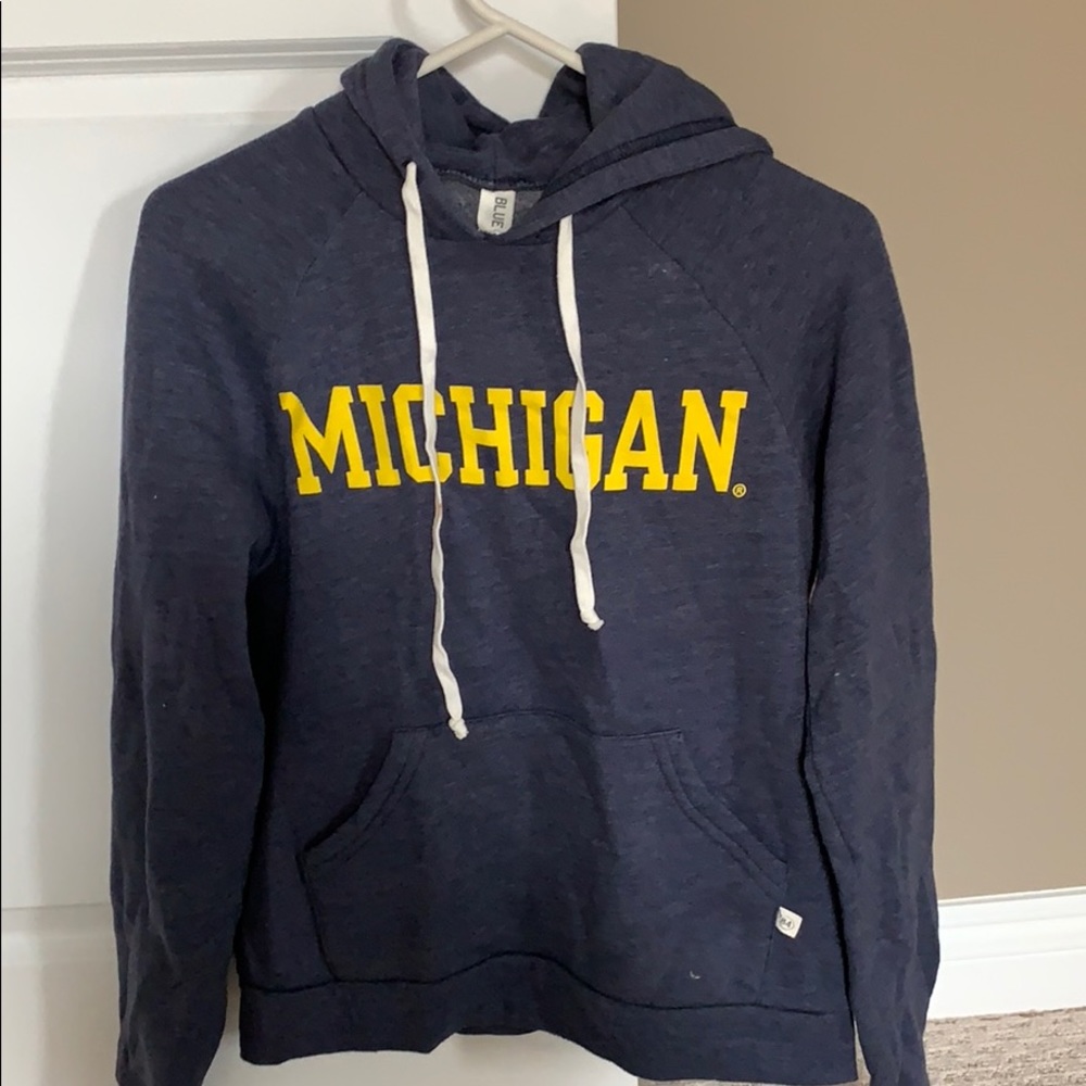 Vintage-inspired University of Michigan sweatshirt